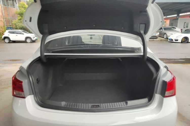 Used Buick Verano 2019 Sedan 15S Automatic Leading Model Trunk