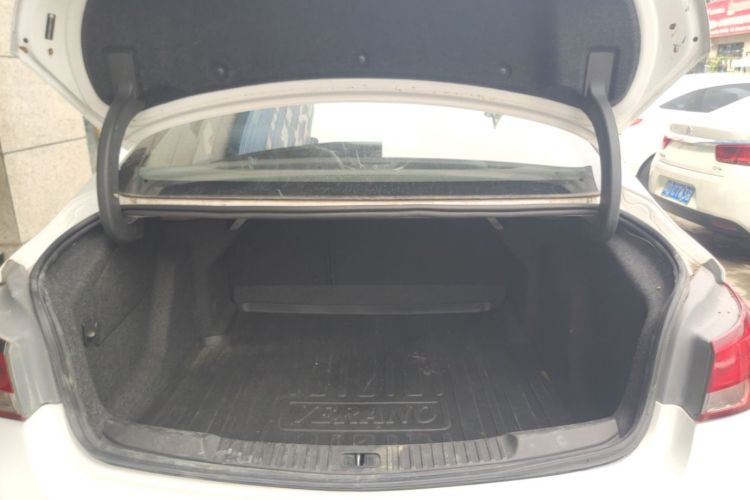 Used Buick Verano 2019 Sedan 15S Automatic Leading Model Trunk