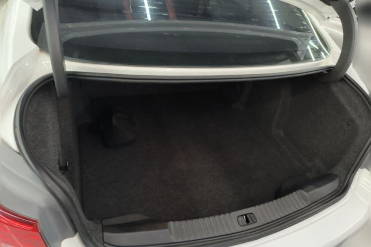 Used Buick Verano 2019 Sedan 15S Automatic Leading Model Trunk