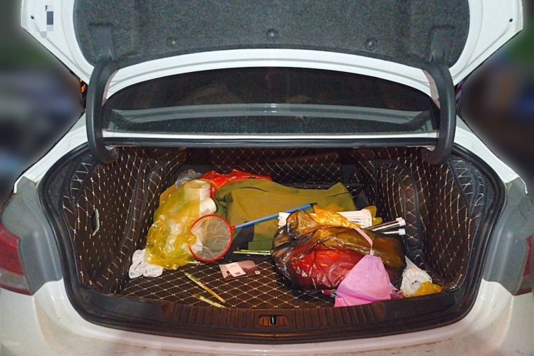 Used Buick Verano 2019 Sedan 20T Dual-Clutch Elite Model Trunk