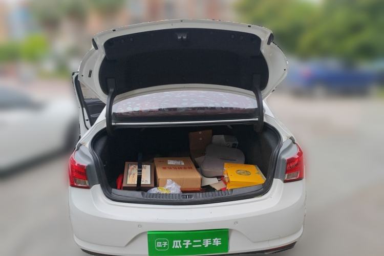 Used Buick Verano 2019 Sedan 20T Dual-Clutch Leading Model Trunk