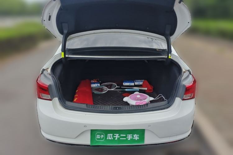 Used Buick Verano 2019 Sedan 15S Automatic Leading Model Trunk