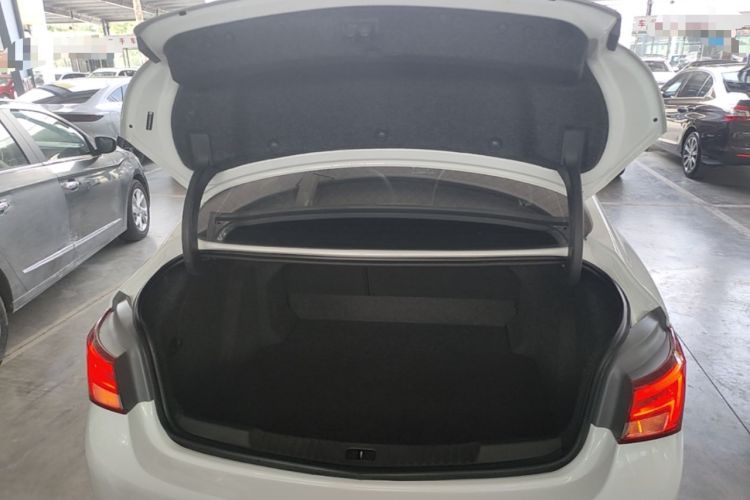 Used Buick Verano 2019 Sedan 15S Automatic Leading Model Trunk