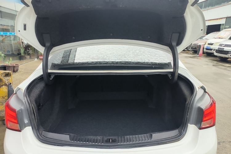 Used Buick Verano 2019 Sedan 15S Automatic Leading Model Trunk