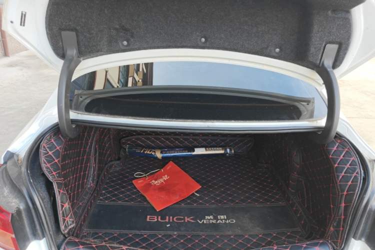 Used Buick Verano 2019 Sedan 15S Automatic Entry Model Trunk