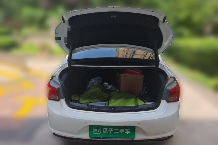 Used Buick Verano 2019 Sedan 15S Automatic Leading Model Trunk