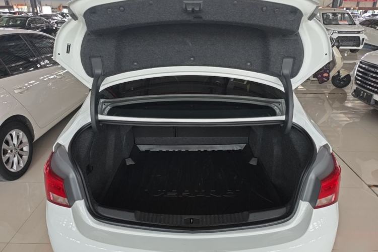 Used Buick Verano 2019 Sedan 15S Automatic Leading Model Trunk