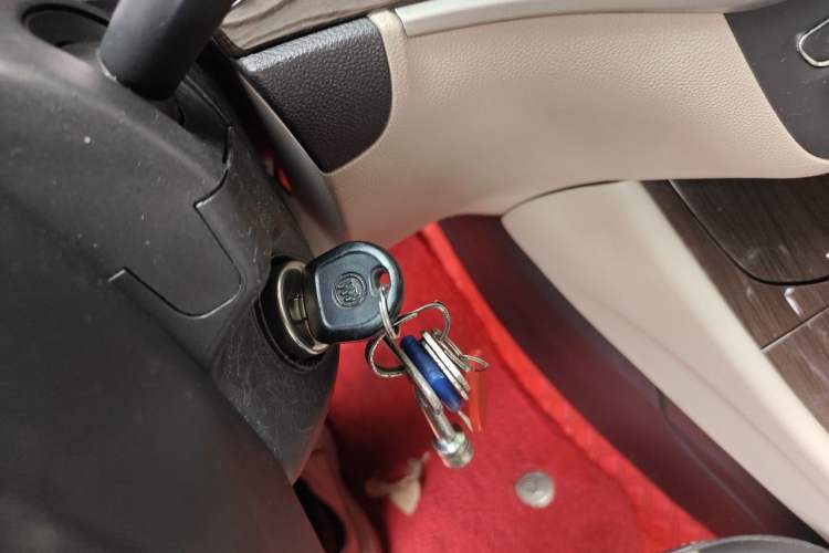 Used Buick Verano 2019 Sedan 15S Automatic Leading Model Vehicle Key