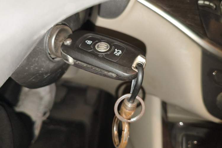 Used Buick Verano 2019 Sedan 15S Automatic Leading Model Vehicle Key