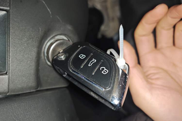 Used Buick Verano 2019 Sedan 15S Automatic Leading Model Vehicle Key