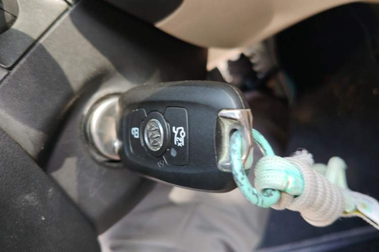 Used Buick Verano 2019 Sedan 15S Automatic Leading Model Vehicle Key