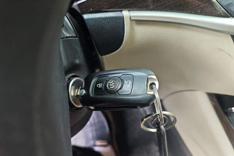 Used Buick Verano 2019 Sedan 15S Automatic Leading Model Vehicle Key