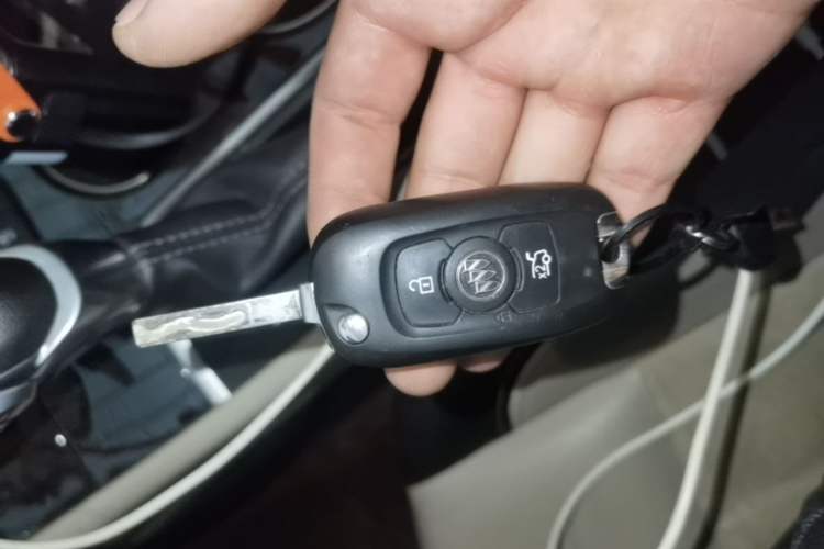 Used Buick Verano 2019 Sedan 15S Automatic Leading Model Vehicle Key