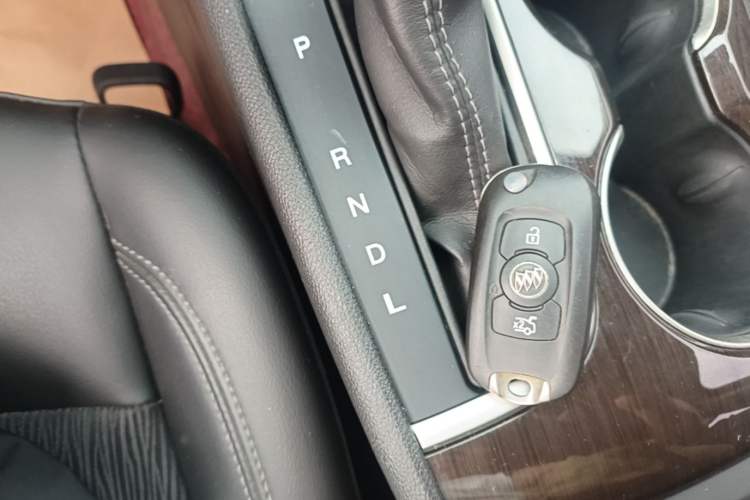 Used Buick Verano 2019 Sedan 20T Dual-Clutch Leading Model Vehicle Key