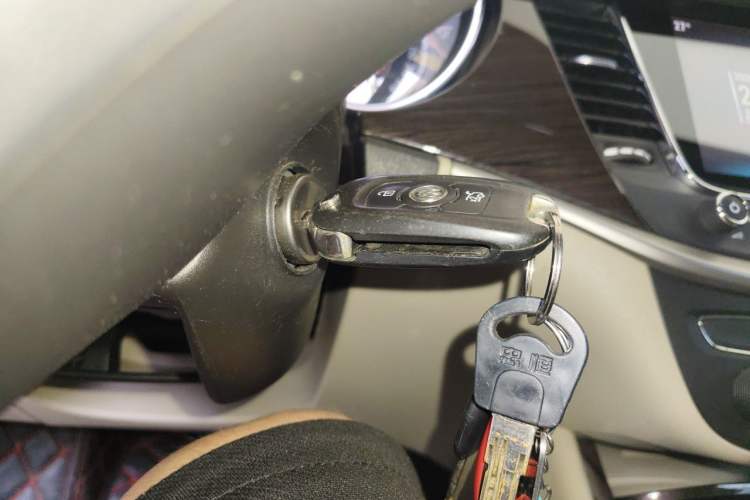 Used Buick Verano 2019 Sedan 15S Automatic Leading Model Vehicle Key