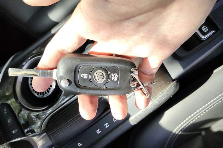 Used Buick Verano 2019 Sedan 20T Dual-Clutch Elite Model Vehicle Key