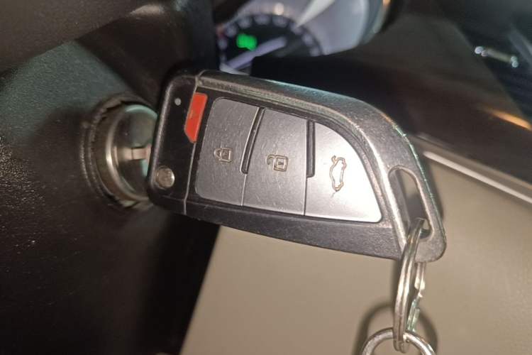 Used Buick Verano 2019 Sedan 15S Automatic Leading Model Vehicle Key