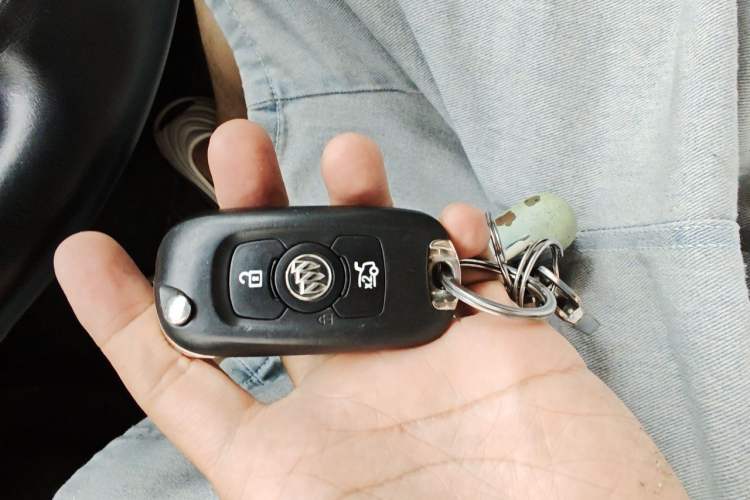 Used Buick Verano 2019 Sedan 20T Dual-Clutch Leading Model Vehicle Key