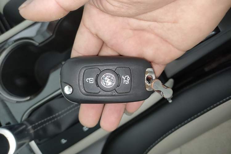 Used Buick Verano 2019 Sedan 15S Automatic Leading Model Vehicle Key