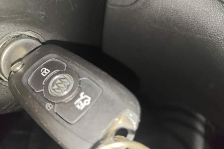 Used Buick Verano 2019 Sedan 20T Dual-Clutch Leading Model Vehicle Key