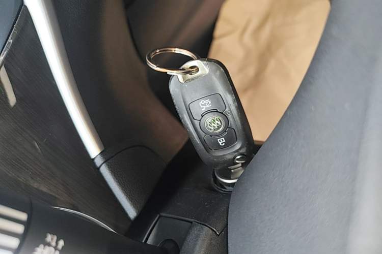 Used Buick Verano 2019 Sedan 20T Dual-Clutch Elite Model Vehicle Key