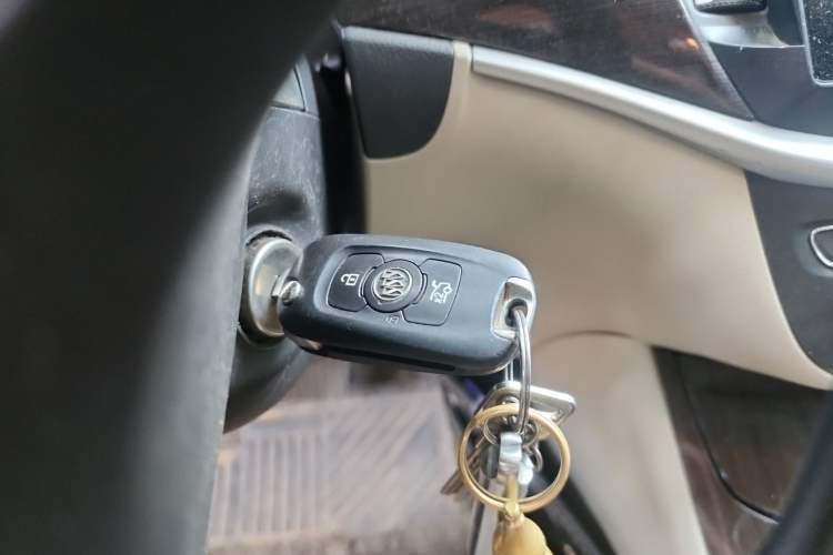 Used Buick Verano 2019 Sedan 15S Automatic Leading Model Vehicle Key