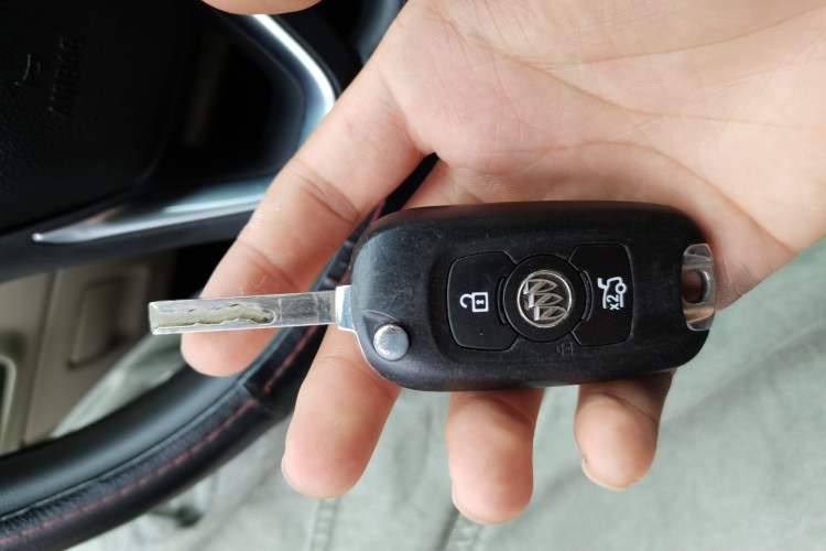 Used Buick Verano 2019 Sedan 15S Automatic Leading Model Vehicle Key