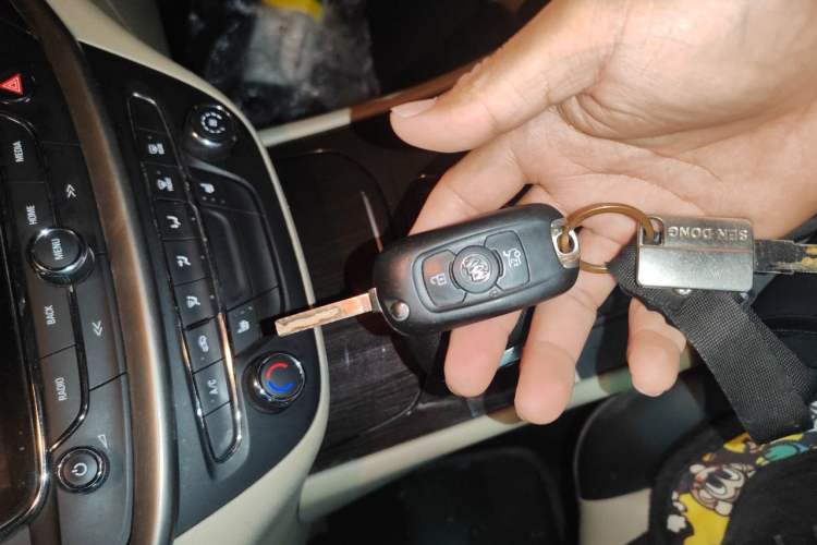Used Buick Verano 2019 Sedan 15S Automatic Leading Model Vehicle Key