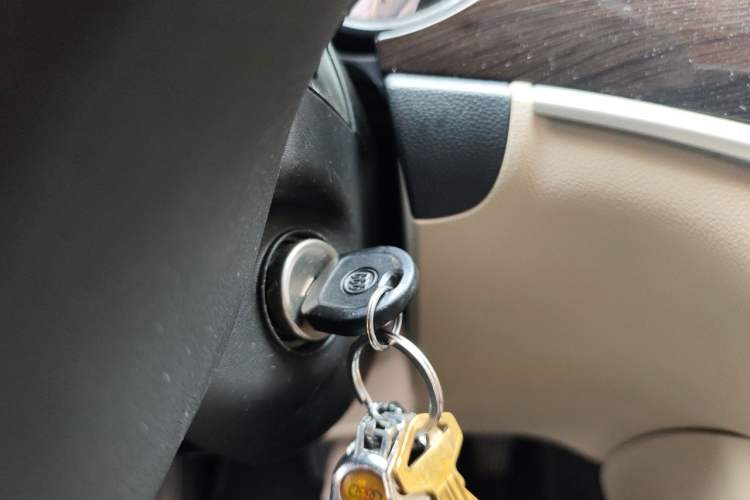 Used Buick Verano 2019 Sedan 15S Automatic Leading Model Vehicle Key