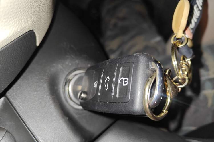 Used Buick Verano 2019 Sedan 15S Automatic Leading Model Vehicle Key