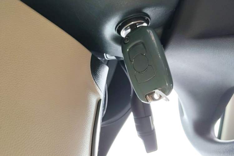 Used Buick Verano 2019 Sedan 15S Automatic Leading Model Vehicle Key