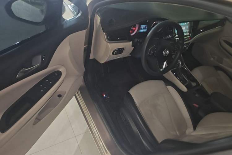 Used Buick Verano 2019 Sedan 15S Automatic Leading Model Driver Seat