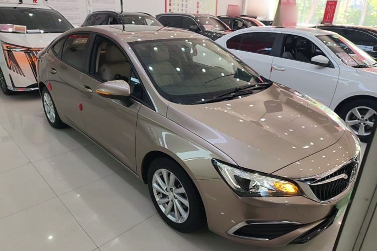 Used Buick Verano 2019 Sedan 15S Automatic Entry Model Front Right 45 Deg