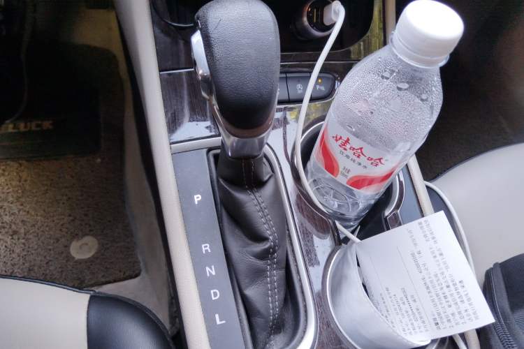 Used Buick Verano 2019 Sedan 15S Automatic Leading Model Gear Lever
