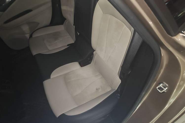 Used Buick Verano 2019 Sedan 15S Automatic Leading Model Left Rear Seat