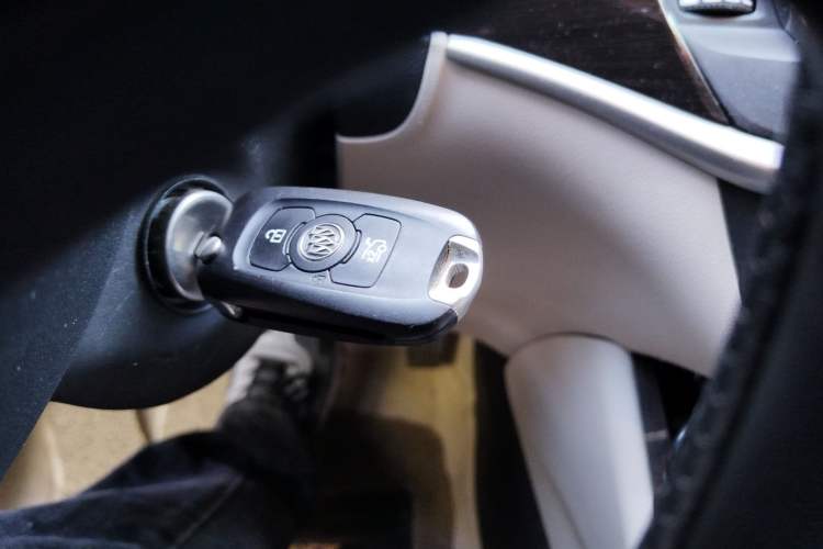 Used Buick Verano 2019 Sedan 15S Automatic Leading Model Vehicle Key