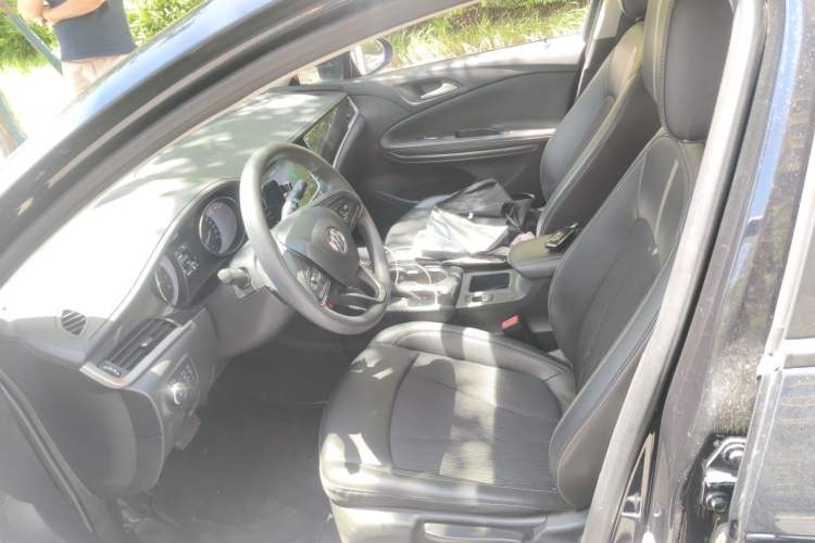 Used Buick Verano 2020 20T CVT Leading Edition Left Front Seat
