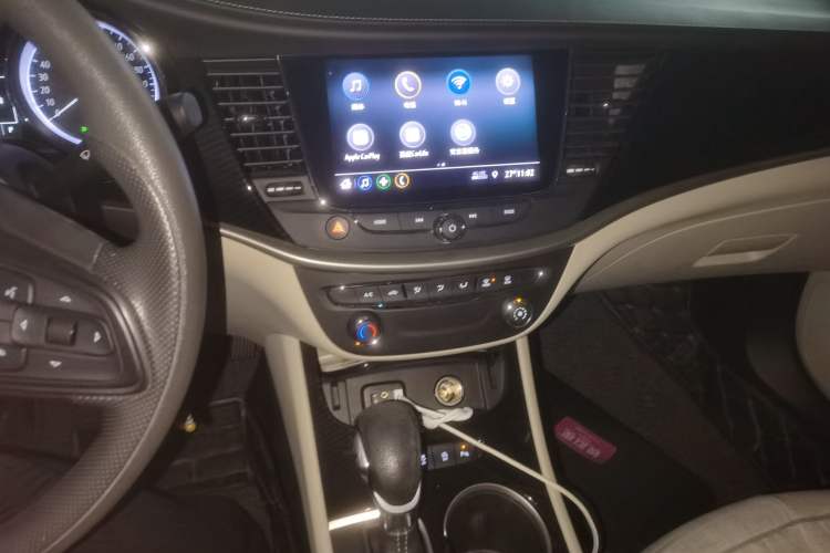 Used Buick Verano 2020 15T Automatic Trend Edition Audio And AC Panel