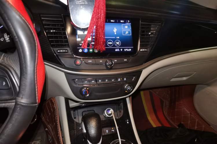 Used Buick Verano 2020 15T Automatic Trend Edition Audio And AC Panel