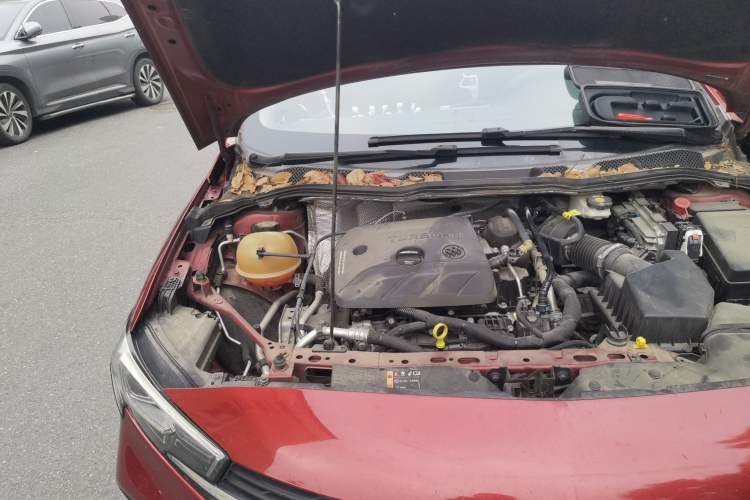 Used Buick Verano 2020 20T CVT Leading Edition Engine Bay Right