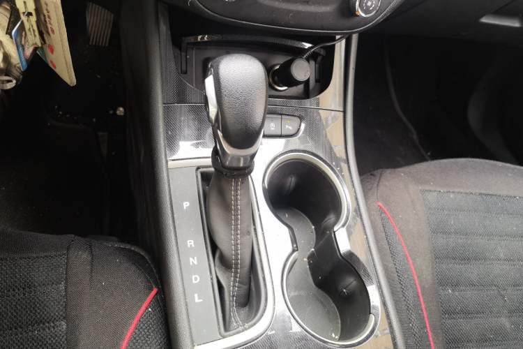 Used Buick Verano 2020 20T CVT Leading Edition Gear Lever