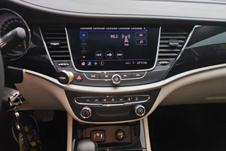 Used Buick Verano 2020 15T Automatic Trend Edition Audio And AC Panel