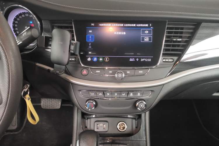 Used Buick Verano 2020 20T CVT Leading Edition Audio And AC Panel