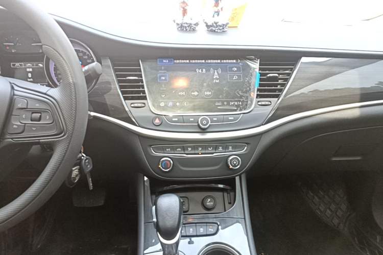 Used Buick Verano 2020 20T CVT Leading Edition Audio And AC Panel