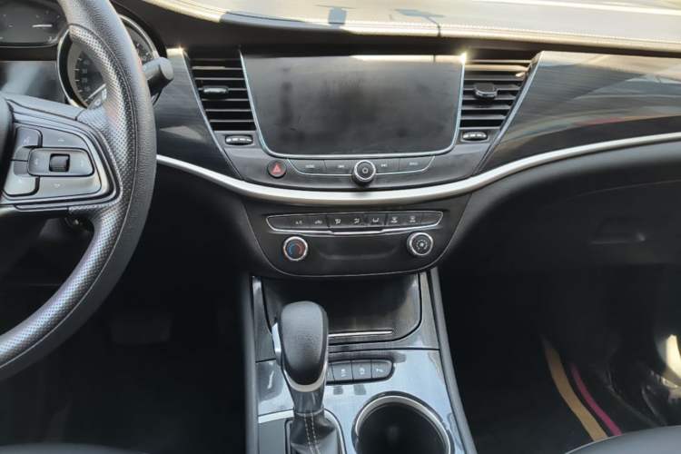 Used Buick Verano 2020 20T CVT Leading Edition Audio And AC Panel