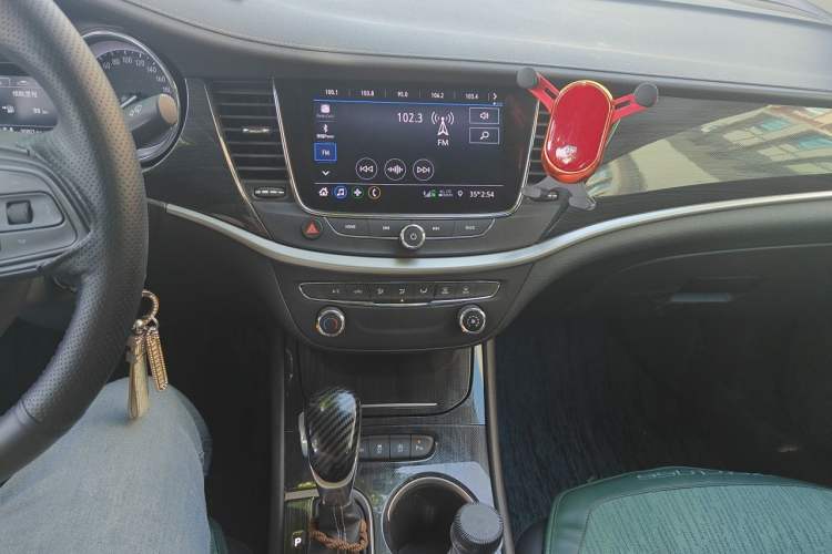 Used Buick Verano 2020 20T CVT Leading Edition Audio And AC Panel