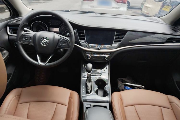 Used Buick Verano 2020 20T CVT Leading Edition Center Console