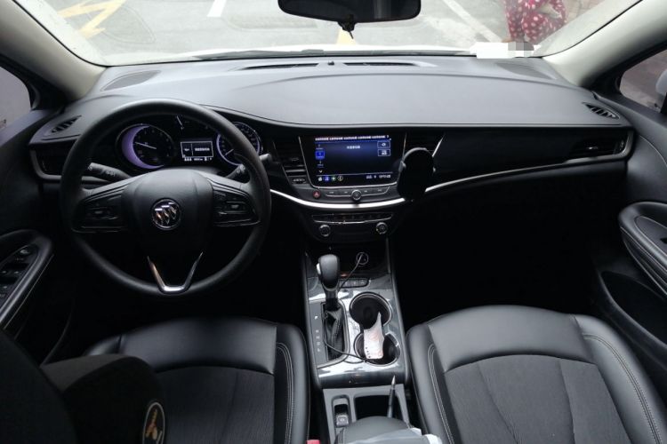 Used Buick Verano 2020 20T CVT Leading Edition Center Console