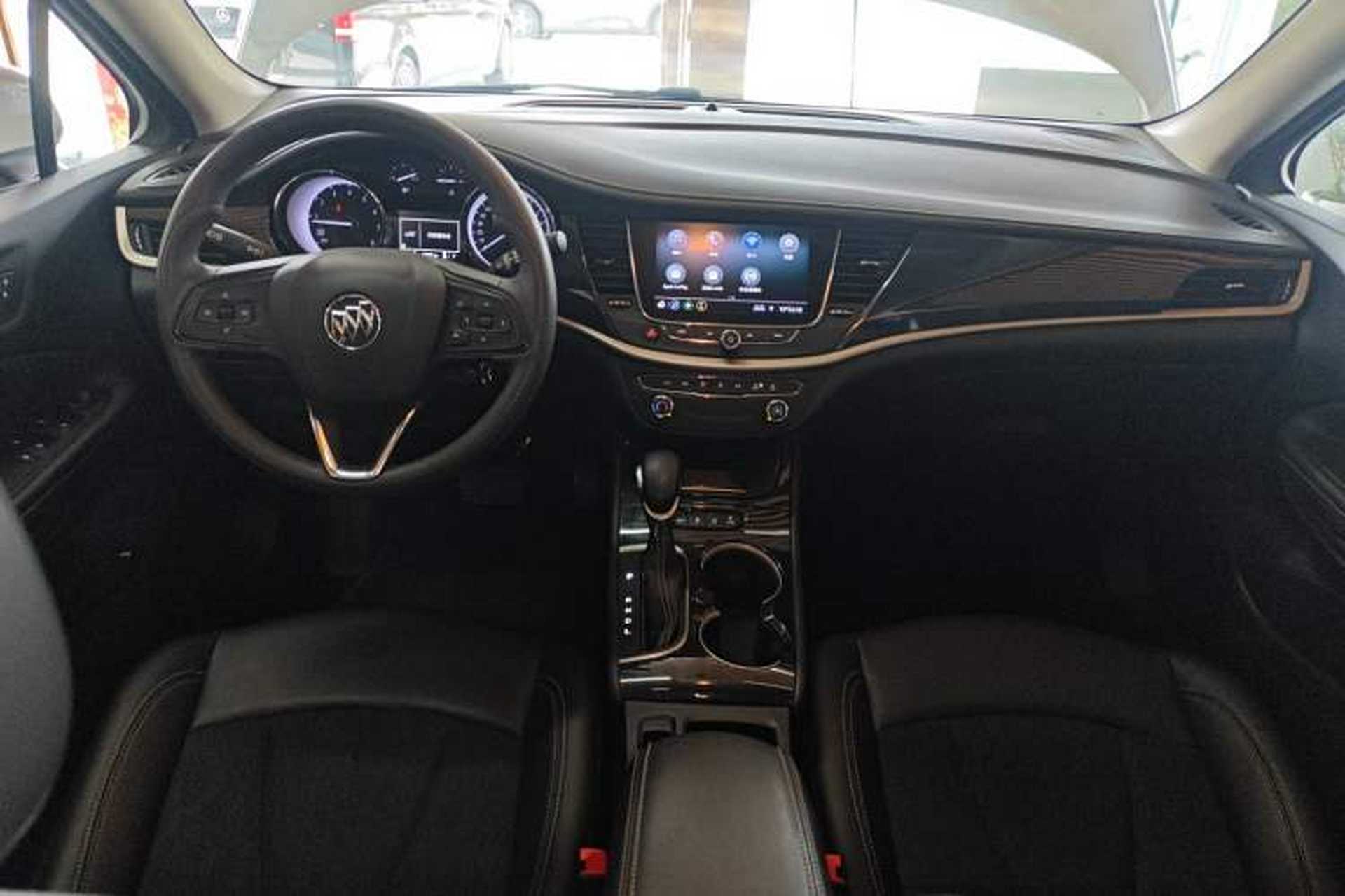 Used Buick Verano 2020 20T CVT Leading Edition Center Console