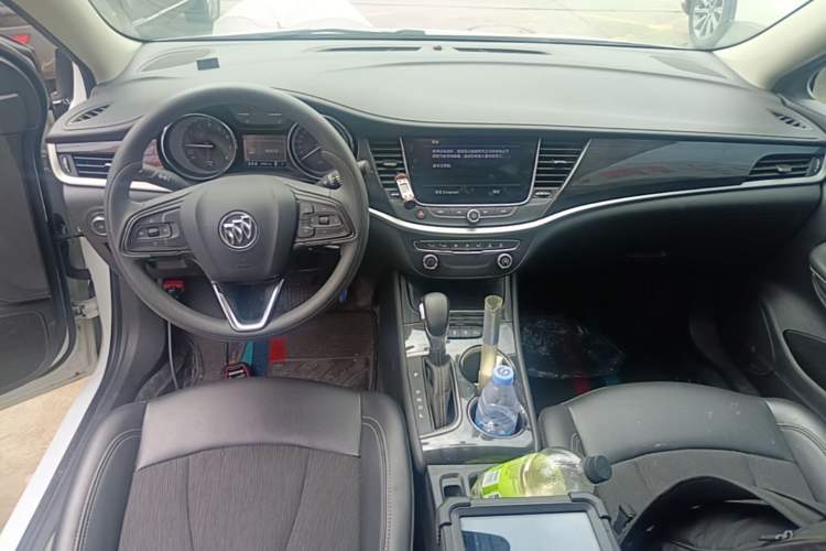 Used Buick Verano 2020 20T CVT Leading Edition Center Console